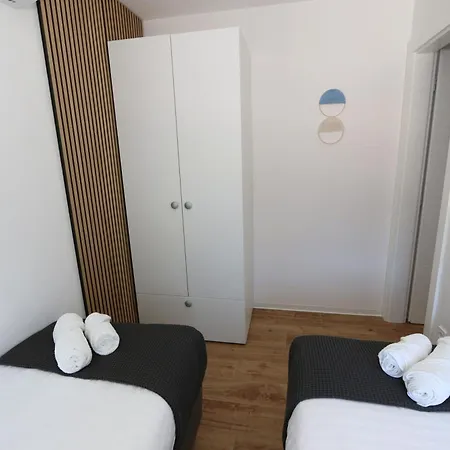 Lejlighed Dolphin View Ii With A Pool By The