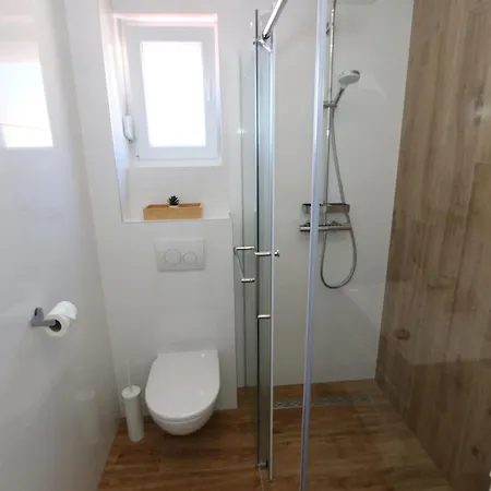 Dolphin View Ii With A Pool By The Lejlighed