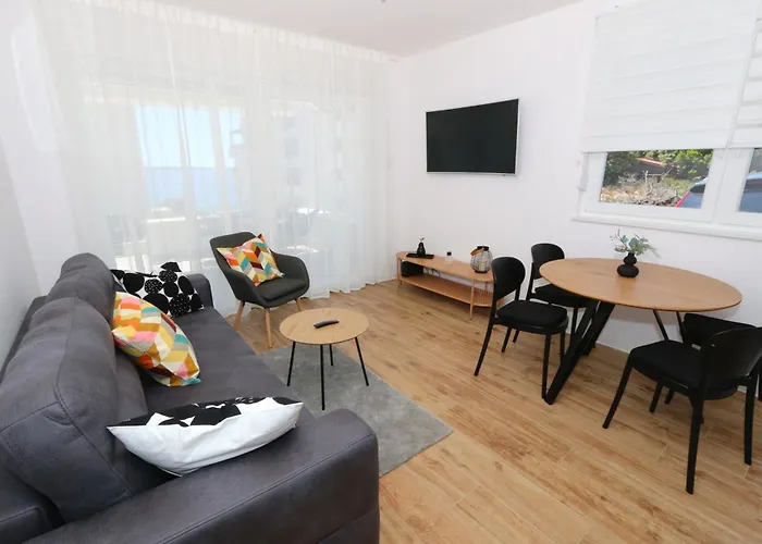 Dolphin View Ii With A Pool By The Apartamento *